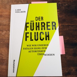 Buchbesprechung Lars Vollmer "Der Führerfluch"